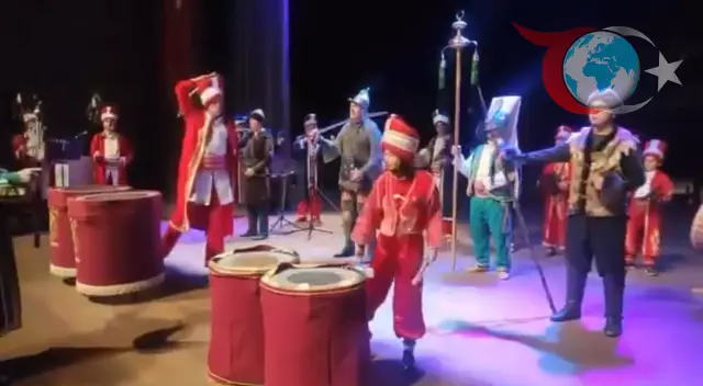 Mehteran Kösçüsünün Sosyal Medyada Yankı Uyandıran Performansı