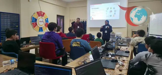 Bayburt Gençlik Merkezi'nden Dijital Dönüşüme Katkı: GEN-2030 Atölyeleri