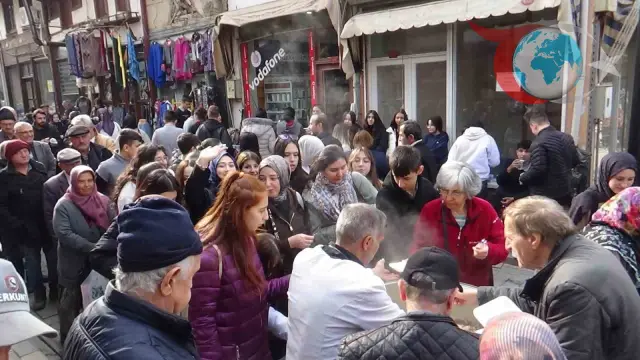 Asırlık Geleneğin İzinde: Mudurnu'da Esnaf Duası Coşkusu