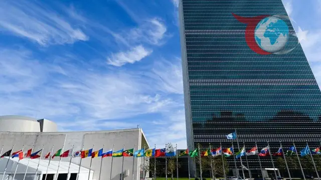 BM Genel Kurulu'nda UNRWA'nın Görev Süresi Uzatıldı: Kritik Oylamanın Detayları