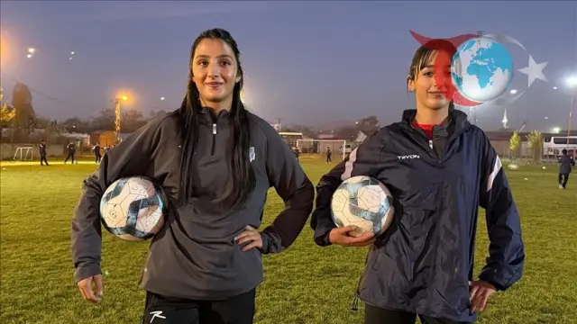 Vanlı İkiz Kardeşlerin Futbol Tutkusu Milli Takım Hayaliyle Büyüyor