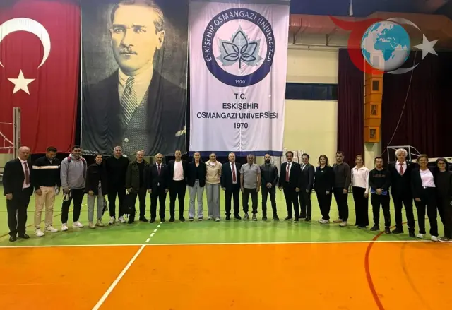 Sakarya Uygulamalı Bilimler Üniversitesi Voleybol Takımları Başarıya Kanat Çırptı