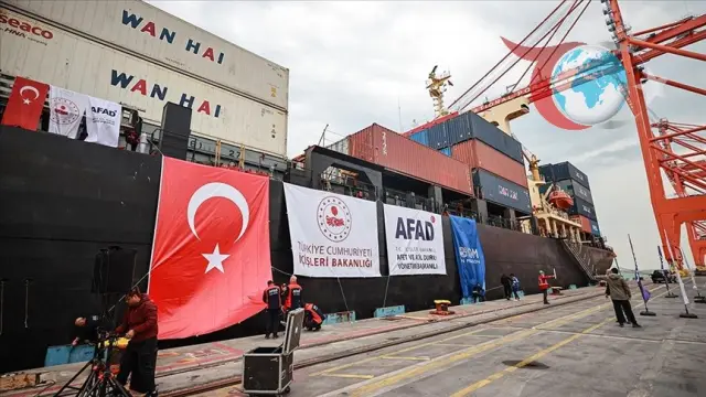Türkiye, Sudan'daki Çatışma Mağdurlarına Yardım Eli Uzatıyor