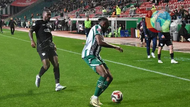 Konyaspor ve Çaykur Rizespor Beraberlikle Sahadan Ayrıldı