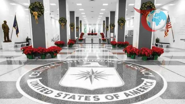 Kadın Sürücü CIA Binasına Saldırı Girişiminde Bulundu