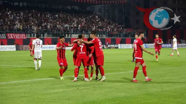 Vanspor FK, Play-Off'ta Elazığspor'u 4-1 Mağlup Etti