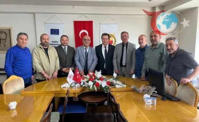 Doğu Anadolu Gazeteciler Cemiyeti Yönetimi Görev Dağılımı Yaptı