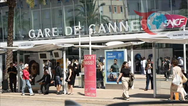 Cannes'da Elektrik Kesintisi Panik Yarattı