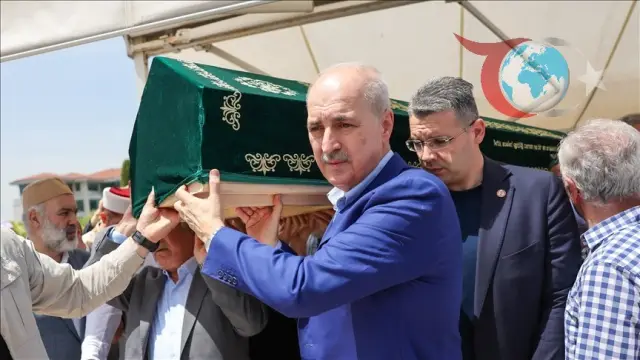 Halis Ayhan Hocaefendi'ye Son Veda