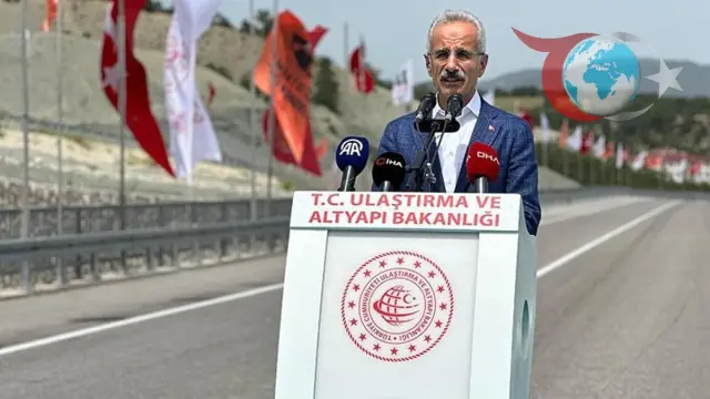 Bakan Uraloğlu Bolu-Göynük Çevre Yolu'nu Açtı