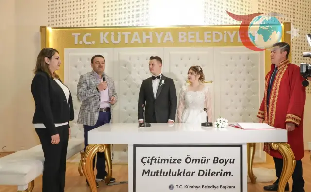 Vali Musa Işın, Yakın Korumasının Nikah Töreninde Şahitlik Yaptı