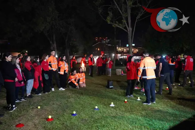 Tepebaşı Belediyesi tarafından düzenlenen Eskişehir Arama Kurtarma Ekipleri Sosyal Etkileşim Kampı