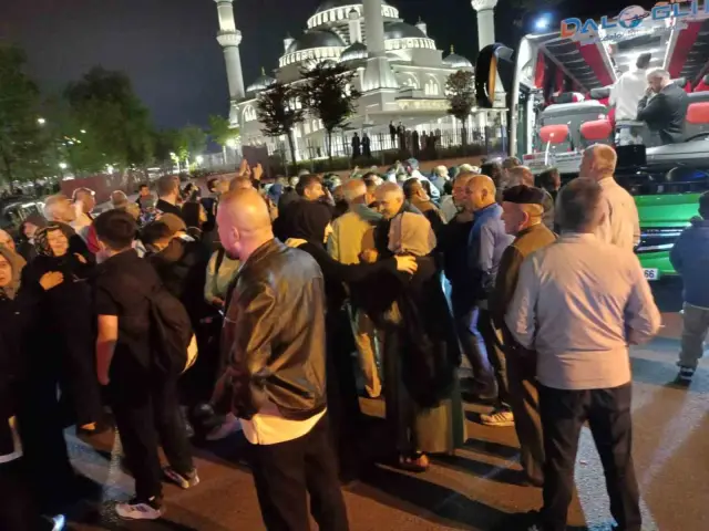 Zonguldaklı Hacı Adayları Kutsal Topraklara Uğurlandı