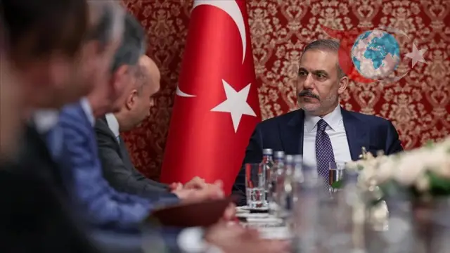 Hakan Fidan, Rus-Türk İş İnsanları Birliği Yönetim Kurulu Üyeleriyle Moskova'da Buluştu
