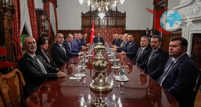 Dışişleri Bakanı Hakan Fidan Rusya'da Türk İş İnsanlarıyla Buluştu