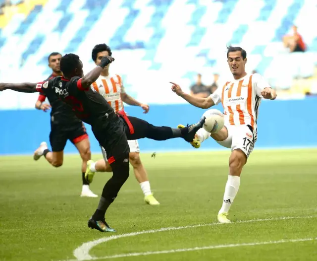 Adanaspor, Boluspor'u 7-0 gibi farklı bir skorla mağlup etti