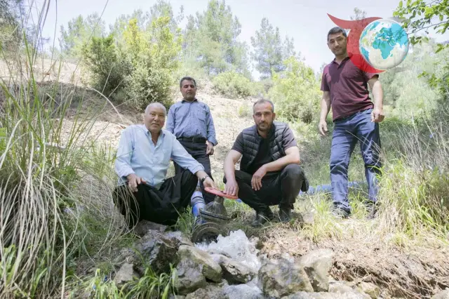 Erdemli'de Sulama Sorunlarına Çözüm: 2.500 Metrelik Boru Desteği