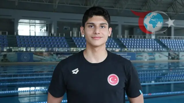 Emre Onuş: Dünya Gençler Yüzme Şampiyonası'nda Türkiye'yi Temsil Etmeye Hazırlanıyor