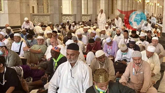 Hacı Adayları Kutsal Yolculukta: Kabe ve Arafat Heyecanı