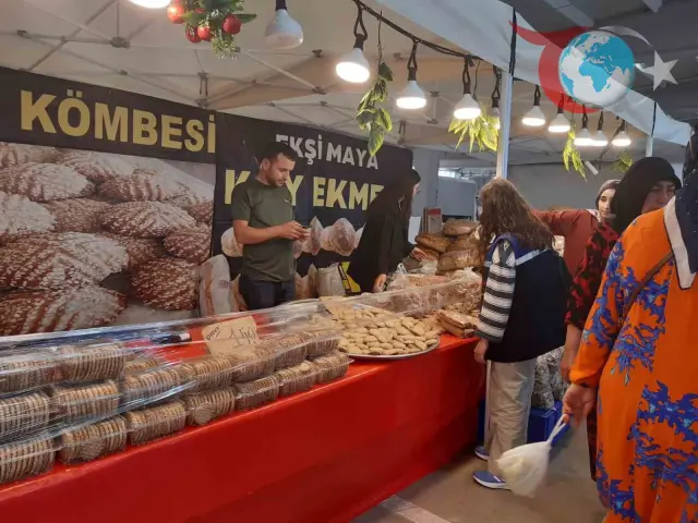 Bilecik’teki Kuymak Festivali’nde Sağlık Endişesi: Ürünler Açıkta Satılıyor!