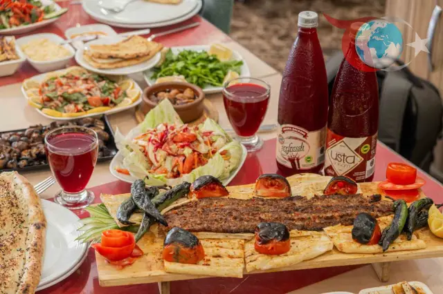 Şalgam Tüketimi Bayram Öncesi Zirve Yaptı: Adana'nın Lezzeti Türkiye'yi Sardı