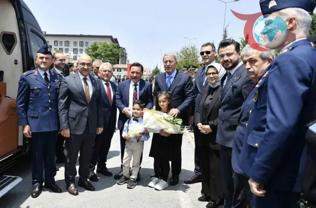 Kayseri'de Başkan Büyükkılıç'tan Anlamlı Bayram Ziyaretleri