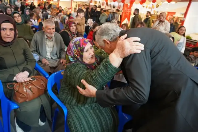 Adıyaman Kahta Belediye Başkanı Anneler Gününü Kutladı