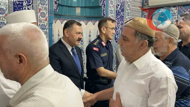 Kurban Bayramı Coşkusu Osmaniye'de Camileri Doldurdu