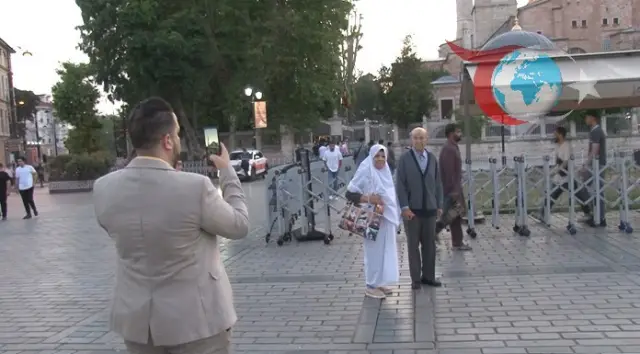 Ayasofya-i Kebir’de Bayram Namazında Yoğun Katılım