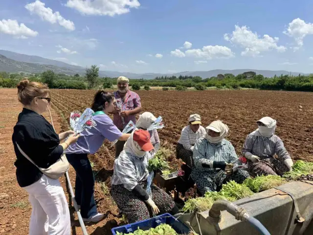 Karacasu Belediyesi Anneler Günü’nde Anneleri Unutmadı