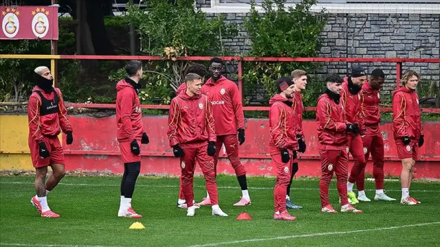 Galatasaray, Trabzonspor Maçı İçin Hazırlıklarını Sürdürüyor