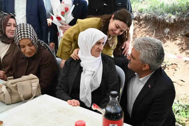 Kırıkkale Valisi Anneler Günü Etkinliğinde Annelerle Buluştu