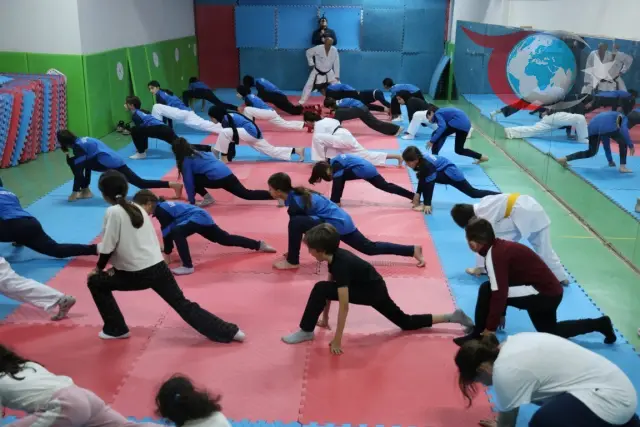 Kartepe Belediyesi'nden Geleceğin Sporcularına Ücretsiz Eğitim