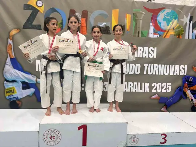 Düzceli Judocular Uluslararası Madenci Kupası'nda Madalyaları Topladı
