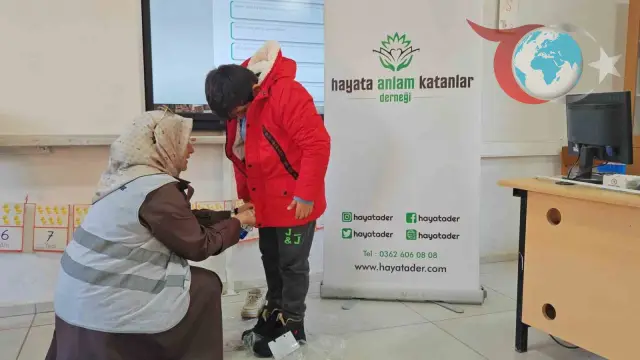 Kış Zorluklarına Karşı Yardım Eli: Kırsaldaki Çocukların Yüzü Gülüyor