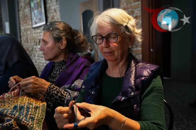 Kuşaklar Arası Dayanışma: Muratpaşa’dan Minik Kalplere Sıcacık Hediyeler