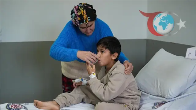 İzmirli Çocuk Yeniden Hayata Döndü: Annesiyle Gelen Mucize