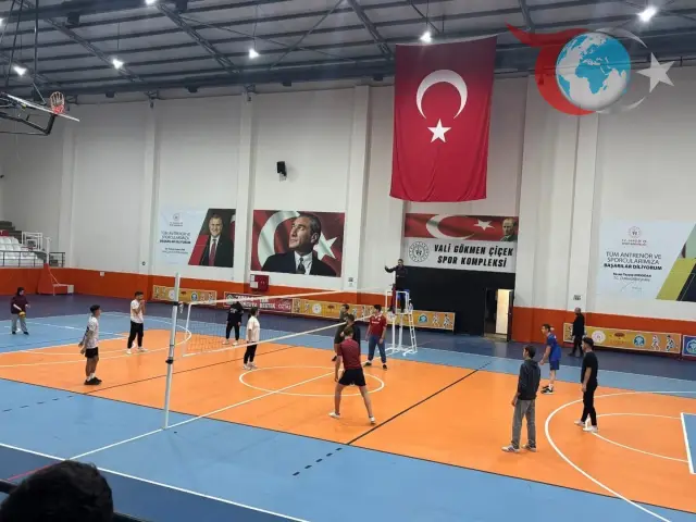 Traktör FC, Sandıklı MYO Voleybol Turnuvası'nın Şampiyonu Oldu!