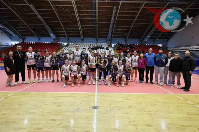 Manisa'da Okul Sporları Basketbol Heyecanı Tamamlandı