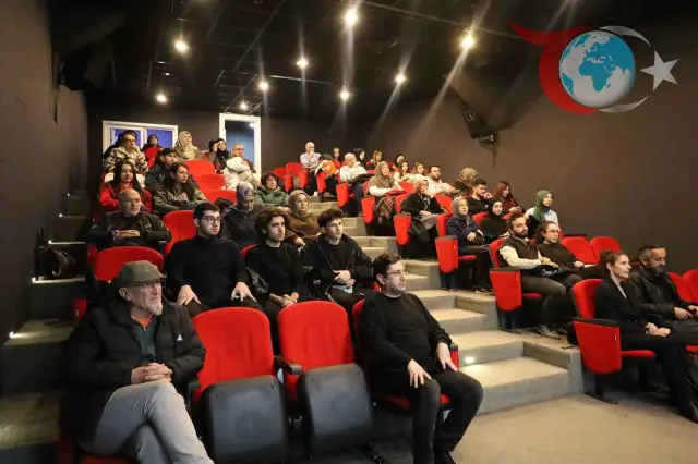 Sinema Tarihinin Efsane Filmi "Modern Zamanlar" Sakarya'da İzleyiciyle Buluştu
