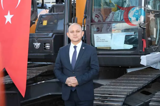 Kırıkkale Belediyesi’ne TBB Desteği: 8 Milyon TL Değerinde Ekskavatör Teslim Edildi