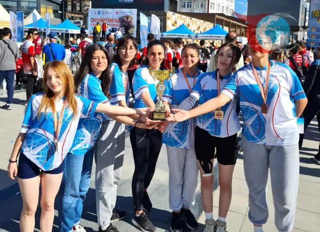 Oryantiringde Türkiye'nin Yeni Yıldızları: Milli Takıma Seçilen Sporcular Uluslararası Arenaya Hazırlanıyor