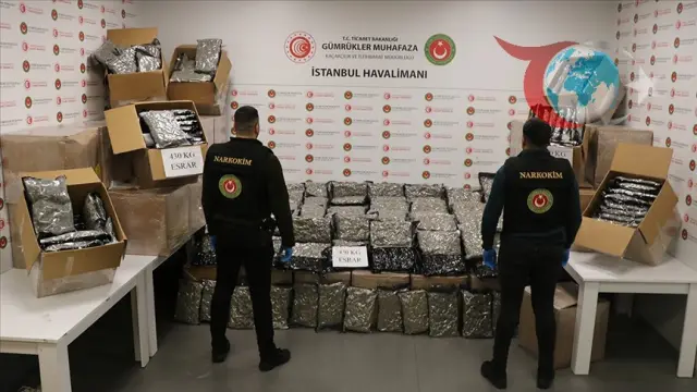 Gümrük Muhafaza Ekiplerinden Rekor Değerli Kaçak Eşya Operasyonları