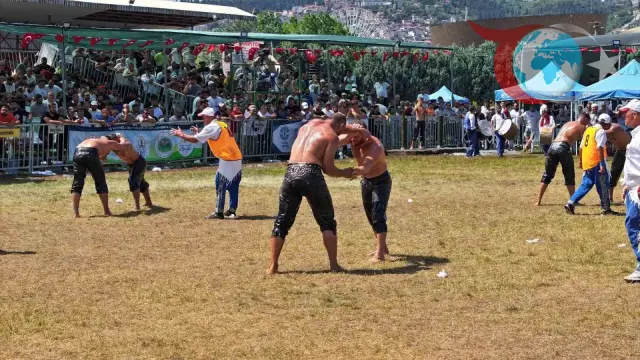 Heyecan Dolu Sekapark Altın Kemer Yağlı Güreşleri Başlıyor