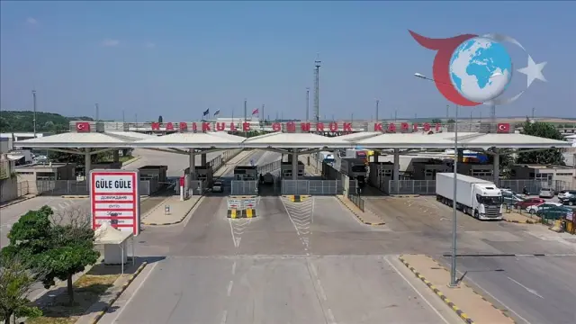 Gurbetçilerin Memleket Hasreti: Sınır Kapılarında Hızlı Geçiş Memnuniyeti