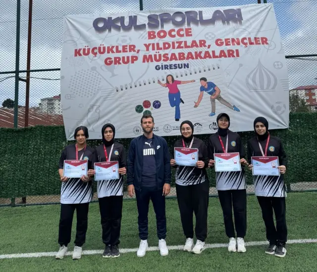 Erzincan Tercan AİHL Kız Bocce Takımı Türkiye Finallerine Katılmaya Hak Kazandı