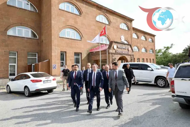 Ahlat’ta Vali Ahmet Karakaya’nın İncelemeleri: Projeler ve Ziyaretler