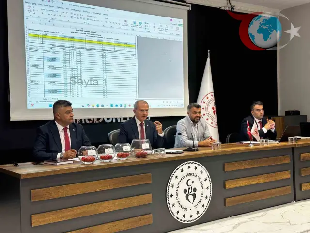 Kayseri'de Voleybol Genç Erkekler Türkiye Finalleri Başlıyor