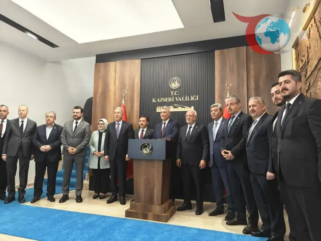 Ticaret Bakanı Bolat'ın Kayseri Ziyareti ve Valilikteki Görüşmeleri