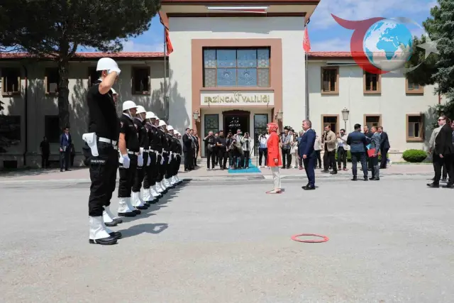 Erzincan'ı Ziyaret Eden Bakan Göktaş Projeleri İnceledi